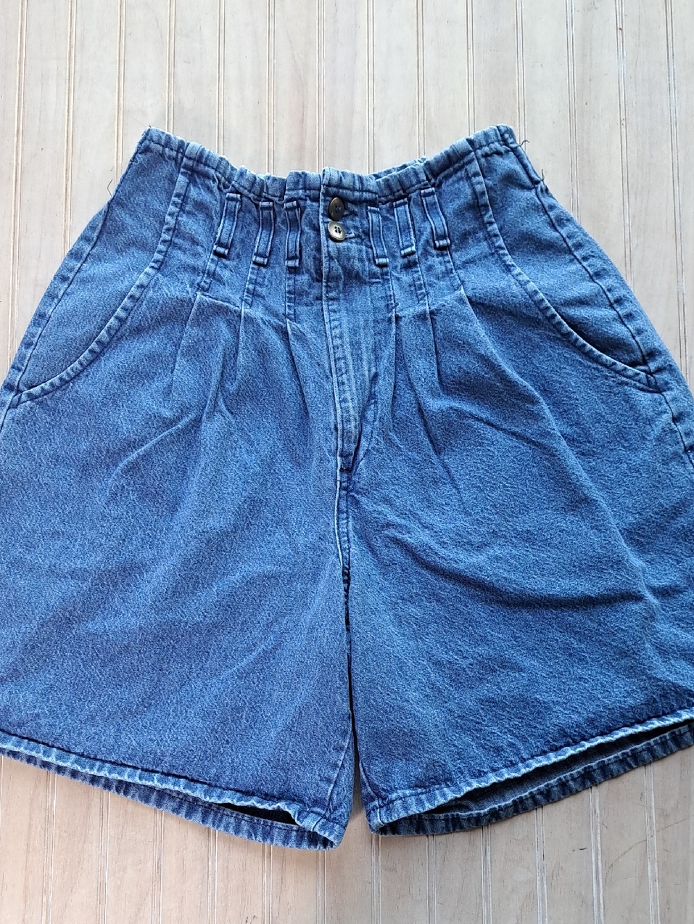 Women's High-Waist Blue Denim Shorts with Pleated Front